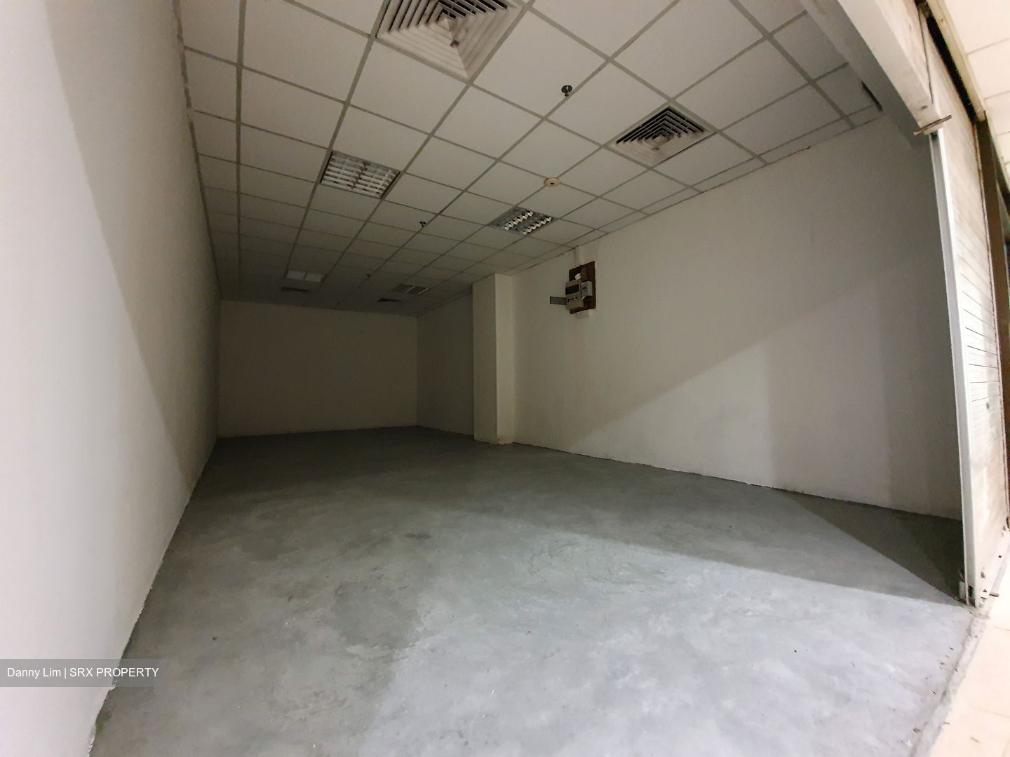 Lucky Plaza (D9), Shop House #320417861
